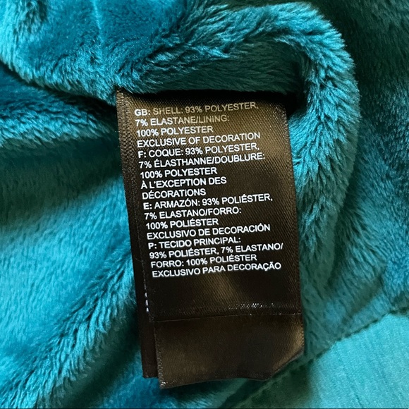 The North Face Women’s Shelbe Raschel Hoodie Jacket - Picture 6 of 8